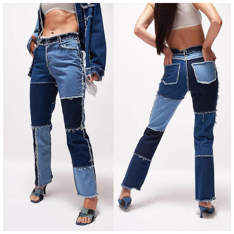 Gerade geschnittene Jeans für Damen mit hochelastischen Nähten und unversäuberten Kanten