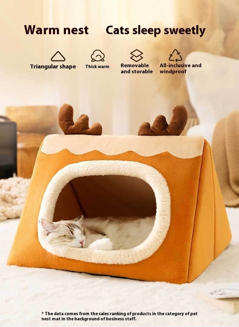 Nido cálido de alce navideño con forma de triángulo para gatos de otoño e invierno