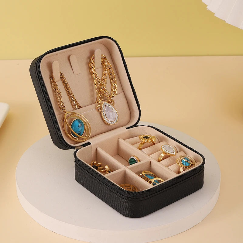 Caja de almacenamiento de joyas portátil Organizador de viaje Estuche de cuero para joyas 