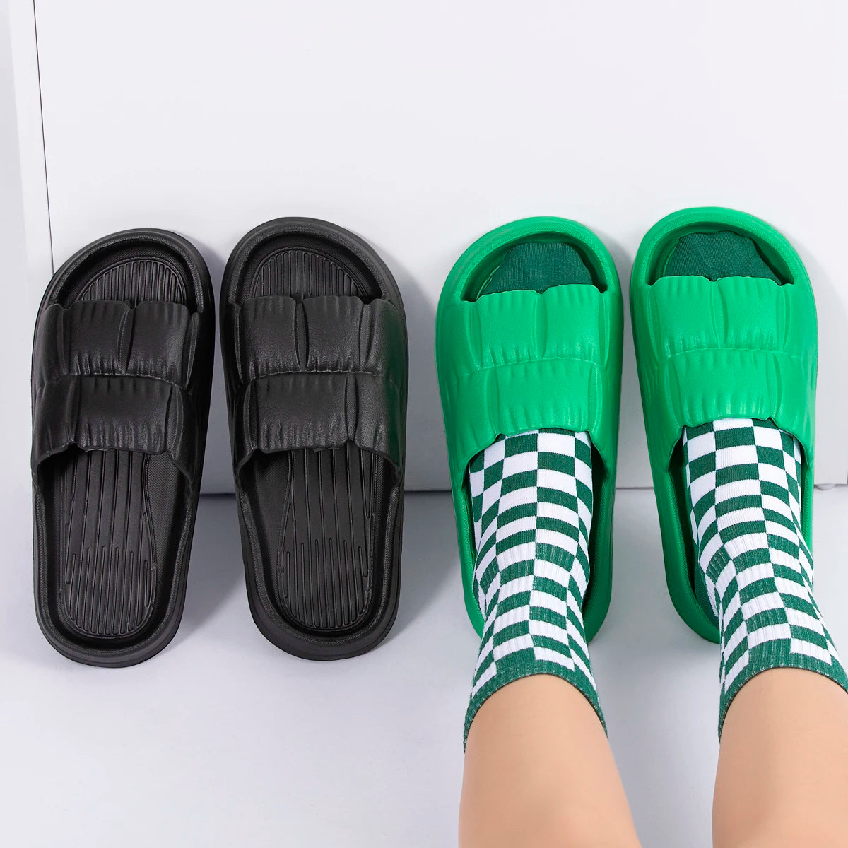 2023 Women Soft Sole Cloud Slippers Thick Platform Indoor Outdoor