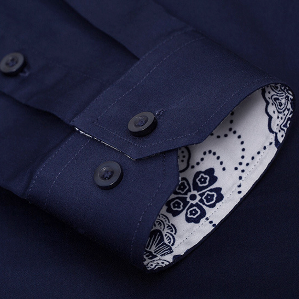 Button-Down-Hemd für Herren mit orientalischen Innendetails