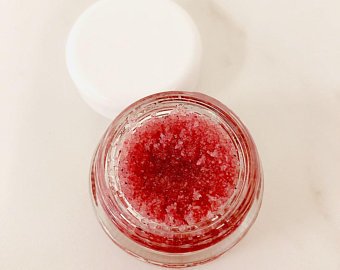 Bio-Kokosnuss-Lippenpeeling