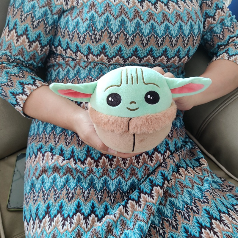 Peluche de Baby Yoda de Disney Mandalorian